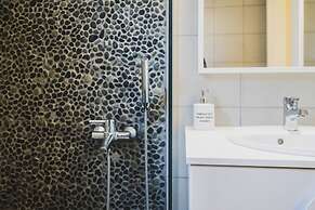 Stylish Garden Home - Holidays in Chania