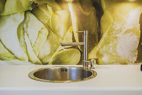 Stylish Garden Home - Holidays in Chania