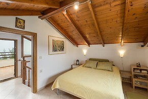 Beachside Haven, Poolside Serenity & Sunset Magic