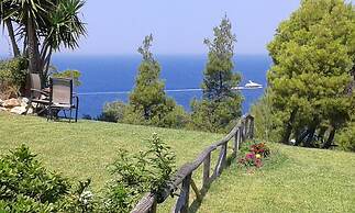 Beachside Haven, Poolside Serenity & Sunset Magic