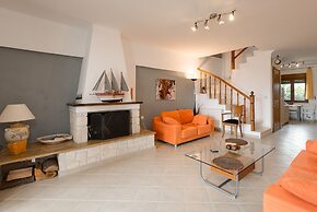 Beachside Haven, Poolside Serenity & Sunset Magic