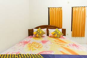 SPOT ON 1842 Cevilla Bnb Residence Syariah