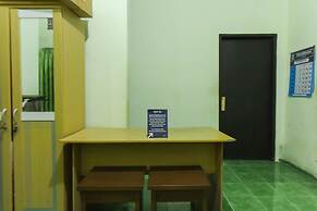 SPOT ON 1842 Cevilla Bnb Residence Syariah