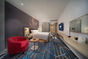 Holiday Inn Express Qingdao Innovation Park, an IHG Hotel