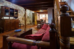 Traditional Cretan Stone House 2