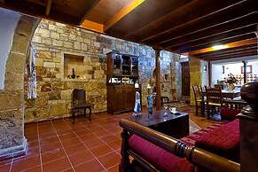 Traditional Cretan Stone House 2