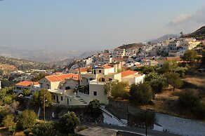 Traditional Karpathian home with panoramic View