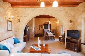 Villa Patriko Lux villa with pool next to Balos