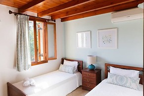 Villa Patriko Lux villa with pool next to Balos