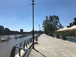 The Wilde riverside studio-flat