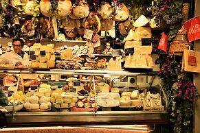 Elevator, Ac, Wifi - Heart of historic city center