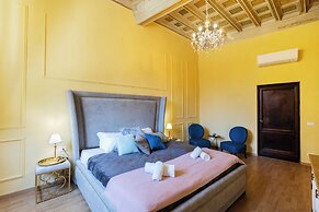 A Florence Palace - 4 Bedroom Apt - Santa Croce