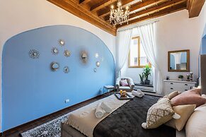 A Florence Palace - 4 Bedroom Apt - Santa Croce