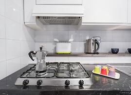 Elegant 3-Bedroom Apartment in the Historic Center