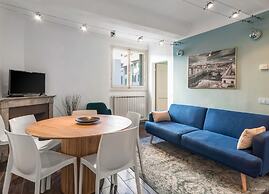 Elegant 3-Bedroom Apartment in the Historic Center