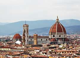 Historic Apt - Wifi - Ac - Top Location - Walk Everywhere