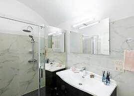 Historic Apt - Wifi - Ac - Top Location - Walk Everywhere