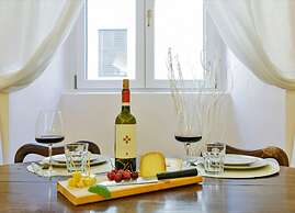 Historic Apt - Wifi - Ac - Top Location - Walk Everywhere