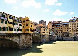 Historic Apt - Wifi - Ac - Top Location - Walk Everywhere