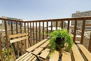 New - Trendy One Bedroom Apt, Most Popular Area