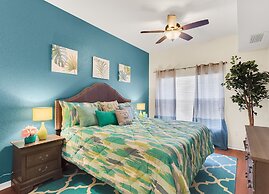 4BR Luxury home, Themed rooms -10 Minutes to Disney