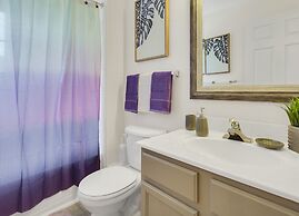 Free Resort Access 4 Bedroom Near Disney with Themed Rooms