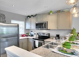 2 Bedroom l Waterpark & Resort Amenities Included, Themed Rooms