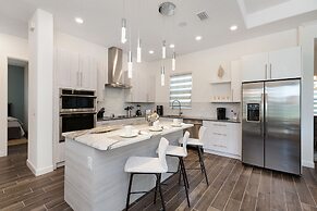 Paradise at Providence by VillaDirect