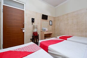 OYO 1843 Cahya Nirwana