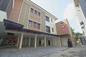 Super OYO Collection O 1626 Alena Residence