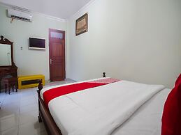 OYO 1804 Guest House Oema'h Opa