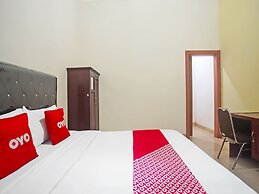 OYO 1804 Guest House Oema'h Opa