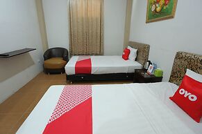 OYO 1864 Tiara Guest House