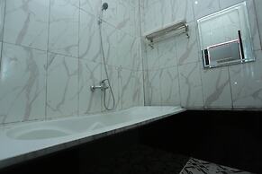 OYO 1864 Tiara Guest House