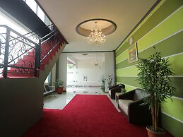 OYO 1864 Tiara Guest House