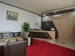 OYO 1864 Tiara Guest House