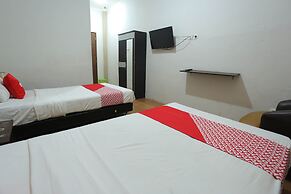 OYO 1864 Tiara Guest House