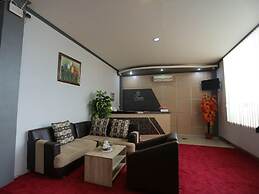 OYO 1864 Tiara Guest House