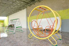 OYO 1773 Ilyasa Family