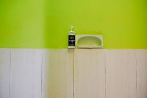 OYO 1773 Ilyasa Family