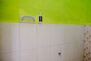 OYO 1773 Ilyasa Family