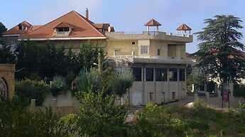 Auberge Hadath