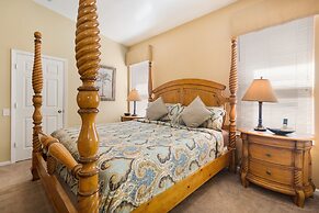 Summer Palm Retreat by VillaDirect