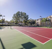 Summer Palm Retreat by VillaDirect