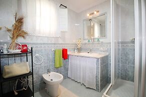 1090 Villa las Flores