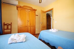 1090 Villa las Flores