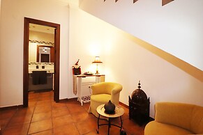 1093 Villa Magnolias