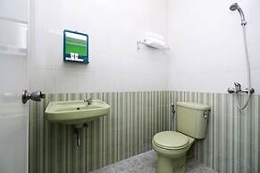 OYO 1815 Gatsu Residence