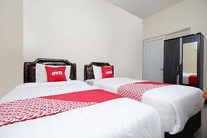 OYO 1815 Gatsu Residence