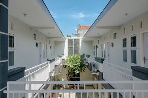 Capital O 1475 Oemah Jawa Family Residence